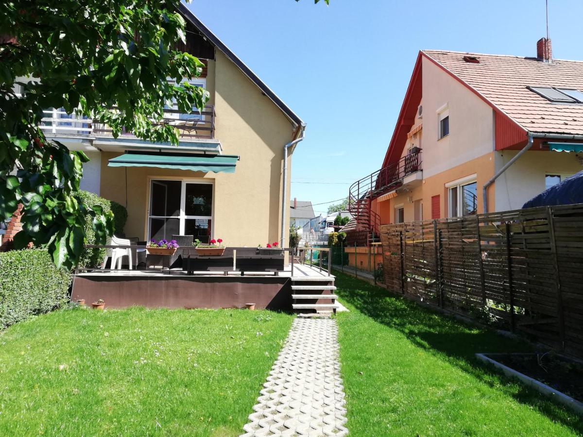 Happy Home Apartman Gyenesdias Bagian luar foto