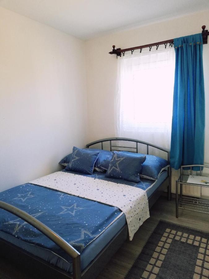 Happy Home Apartman Gyenesdias Bagian luar foto