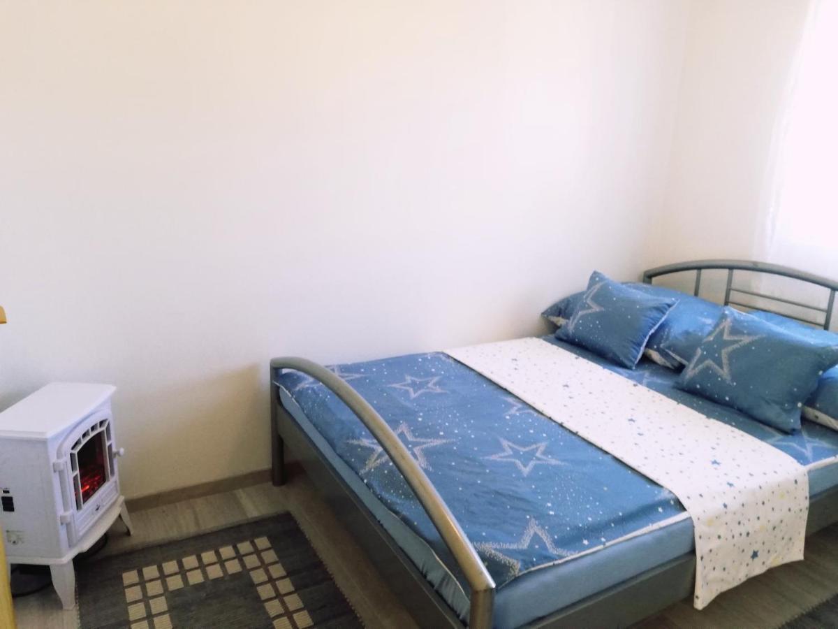 Happy Home Apartman Gyenesdias Bagian luar foto