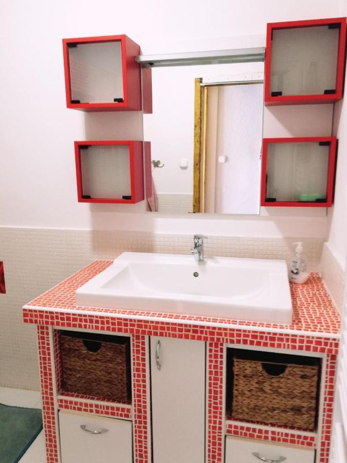 Happy Home Apartman Gyenesdias Bagian luar foto