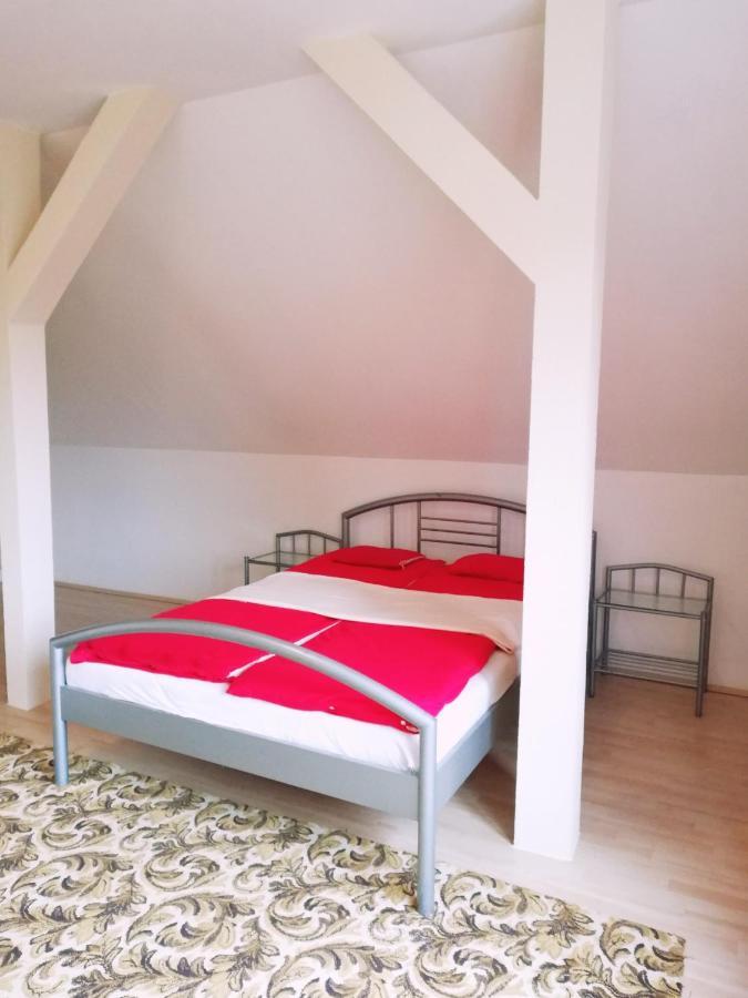Happy Home Apartman Gyenesdias Bagian luar foto