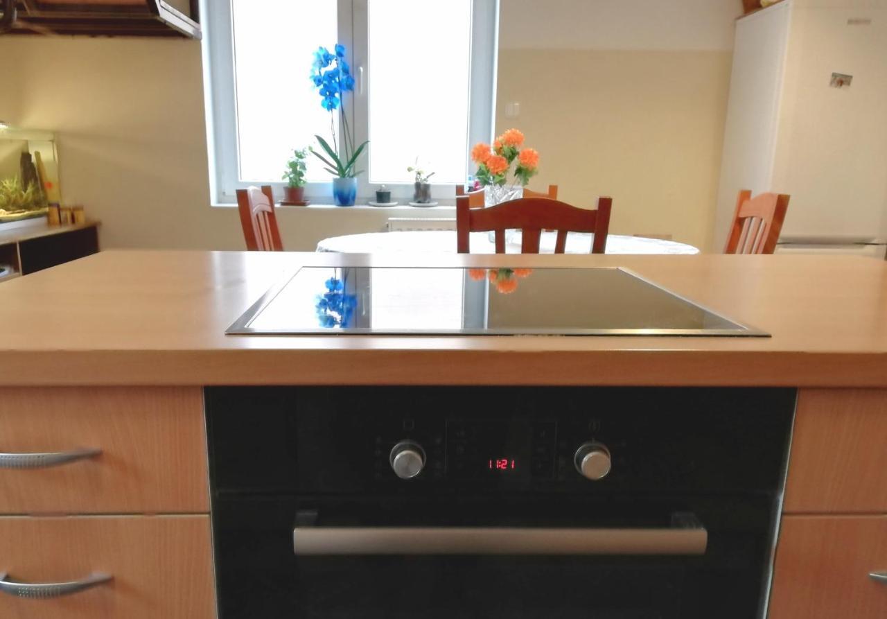 Happy Home Apartman Gyenesdias Bagian luar foto